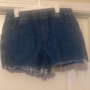 NWT denim shorts with elastic waist band. Has high stretch.